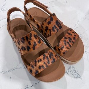 Leopard Print Slingback Sandals by Reef size 8